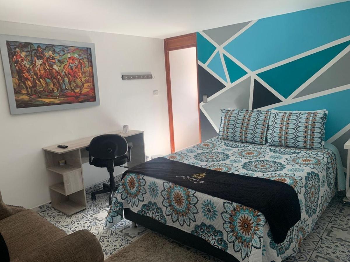 Hotel Alcatraz Yarumal Kültér fotó