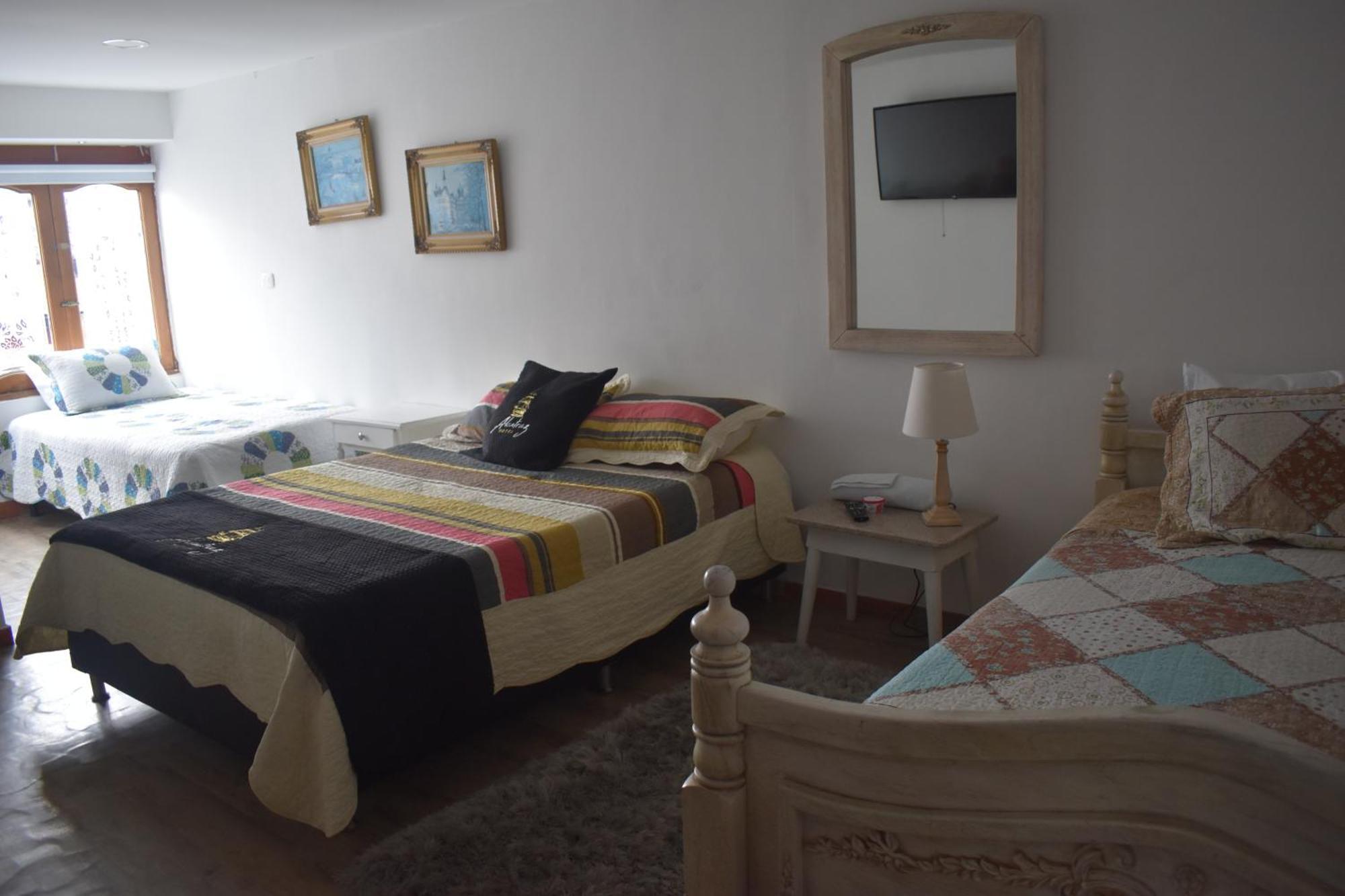 Hotel Alcatraz Yarumal Szoba fotó